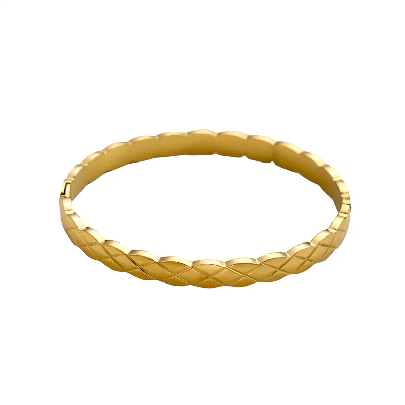 Gold Plated Bangle Bracelet Set for Women, Stackable Non Tarnish Stainless Steel Bangles, Trendy Stacking Bracelets Jewelry Gift