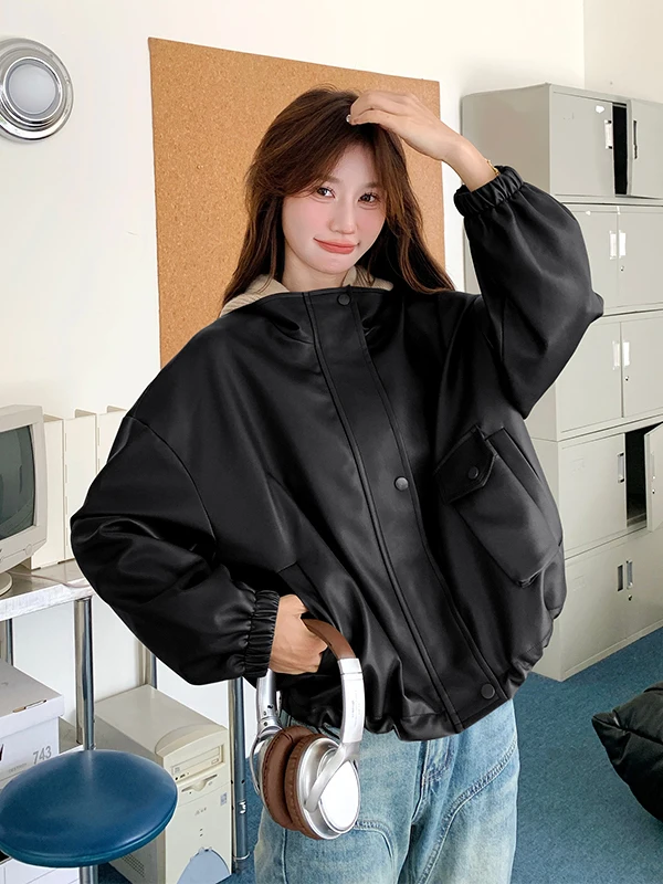 カラーブロフード付きPUレザージャケット女性用ort Sle秋の新作ファイオン小さいサイズアンチエイジングレザーコート