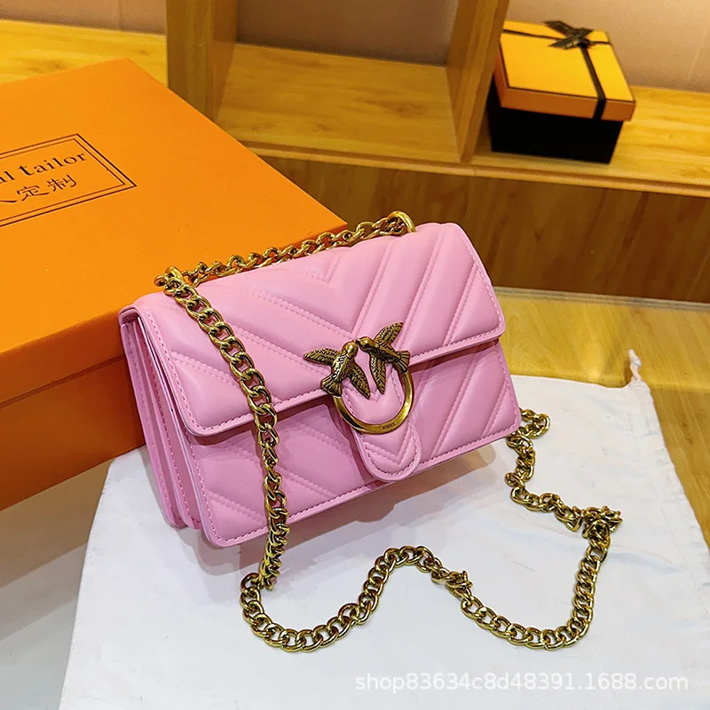 Borsa con rondine a catena a rombo 2025 Nuova borsa quadrata piccola e versatile Borsa a tracolla in stile straniero alla moda