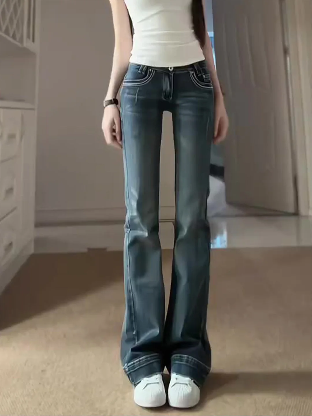 

Low Waist Bell Bottom Denim Jeans Women's Slimming Distressed Washed Blue Jeans Summer 2026 Fashion Sexy Style Pure Color