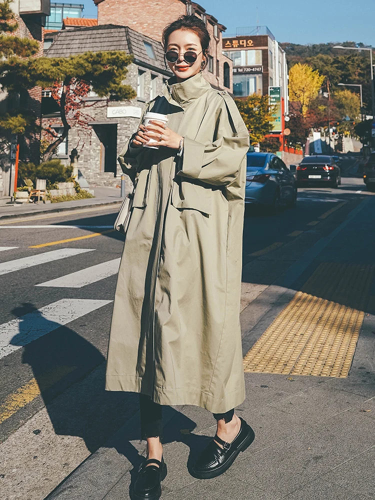 LANMREM Spring Fashion Loose Long Windbreaker Women Stand Collar Pockets Solid Color Trench Coat 2024 New Clothing 2AA4907