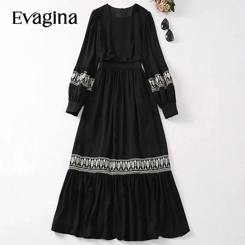 

Evagina New Fashion Runway Designer Women's Square Collar Lantern Long Sleeve Black Embroidery Slim-Fit Vintage Dress