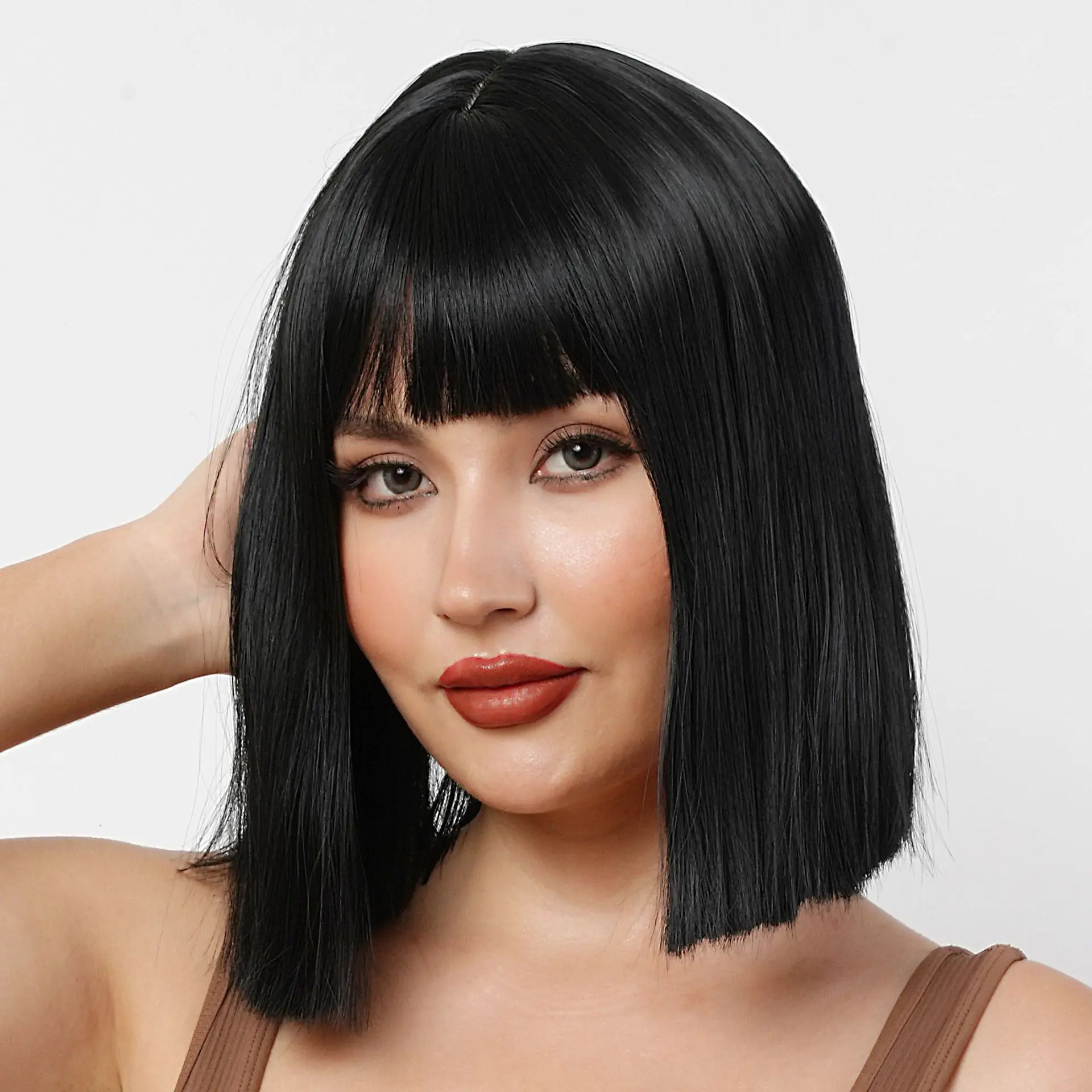 Cross-border wig European and American women's Bob with bangs short straight black chemical fiber headpiece