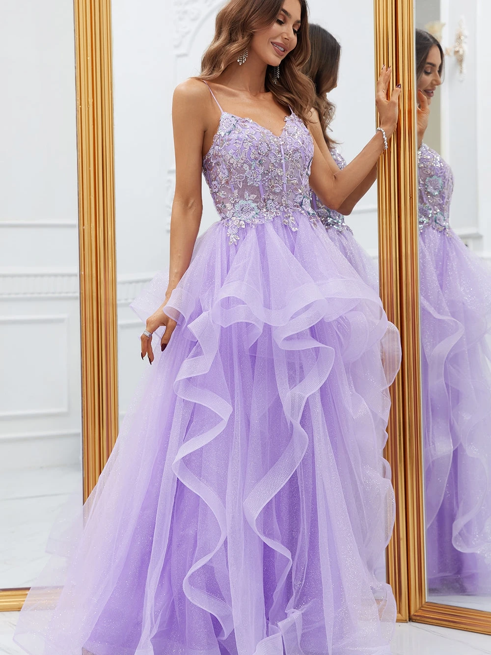 Sexy Spaghetti Straps Cocktail Dress Customized Sequined Evening Gown Glitter Purple Ruffled Prom Dress For Formal Occasion