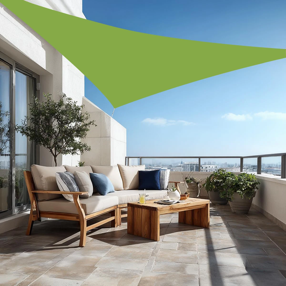 Triangular awning, UV-resistant, heavy-duty patio shade cloth with reinforced D-rings, suitable for backyards, pools, and garden