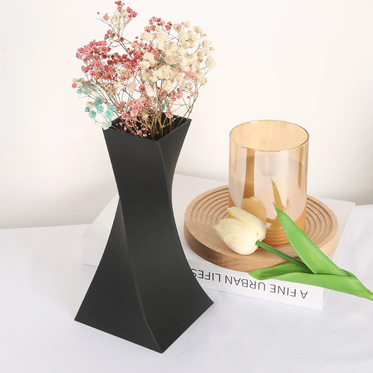 1 PC 3D printed decorative vase, black geometric minimalist vase ornament, dried flower vase, innovative art decoration