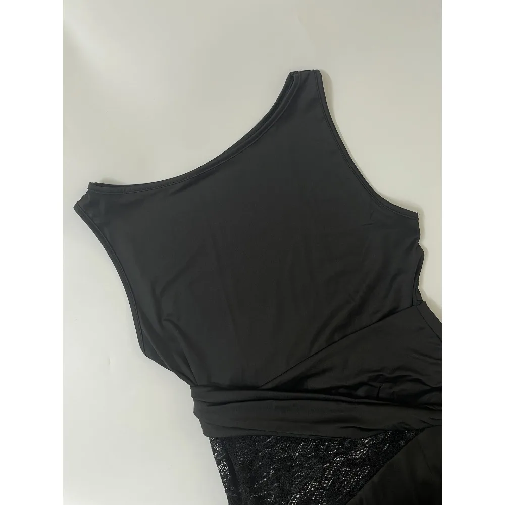 Apprabant Frauen Spitze Spleißen Einfarbig Vestido Rundhals Ärmellose Halb Transparent Aushöhlen Twisted Bund Kleid