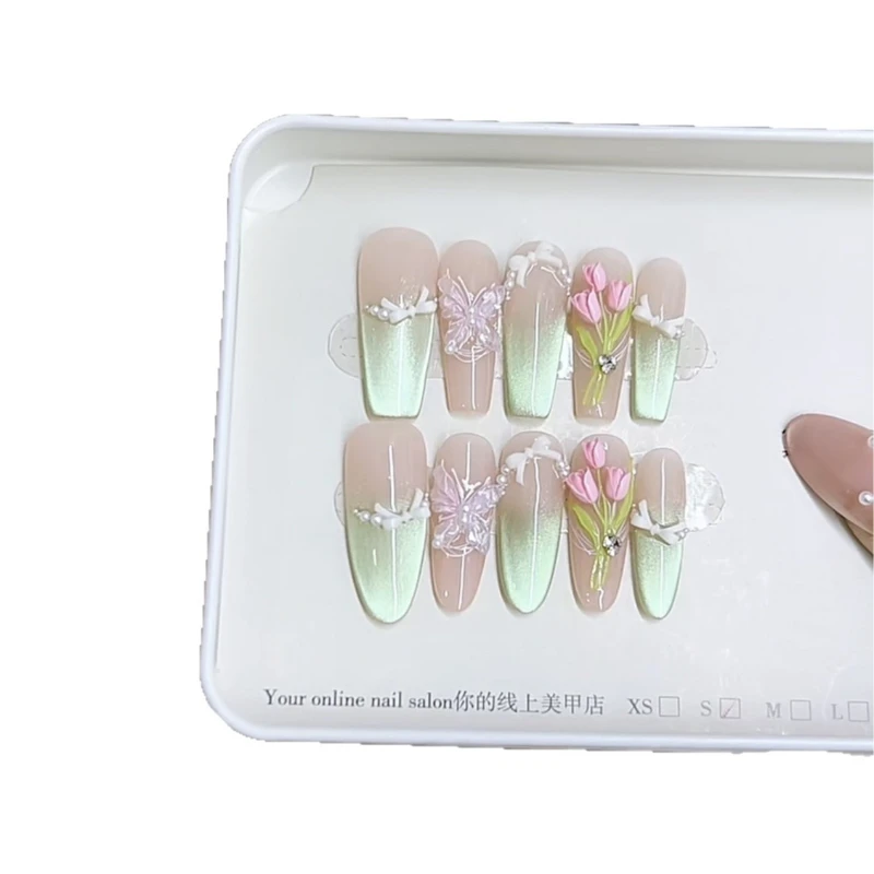 

Pure handmade kneading process butterfly kiss flower branch three-dimensional tulip temperament cat's eye nail sticker