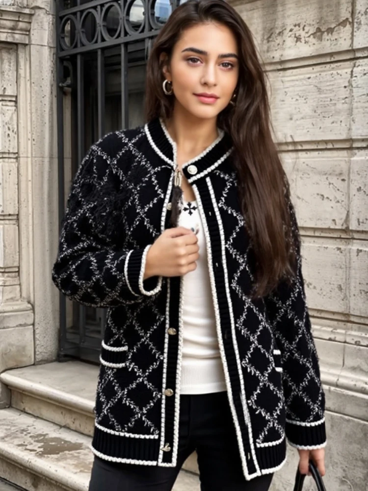 

Autumn Korean Long Sleeve Knitted Cardigan Casual Loose Sweater Fashion Plaid Sweater Coat With Pockets Elegant Women Clothes