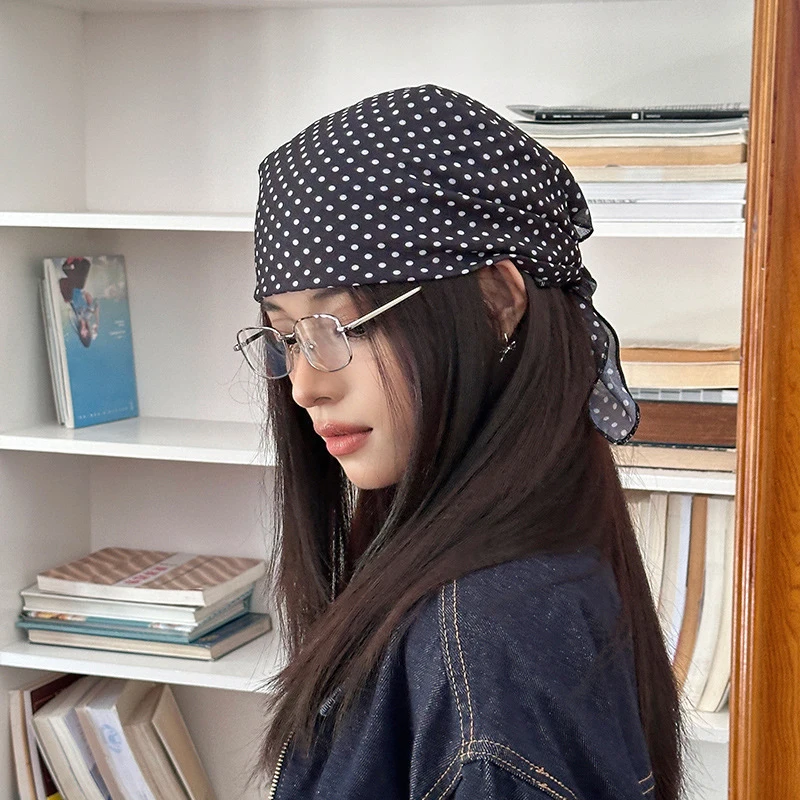 

Polka Dot Silk Scarf Cozy Headscarf Hair Band Hair Tie Fashionable Multifunctional Square Scarf