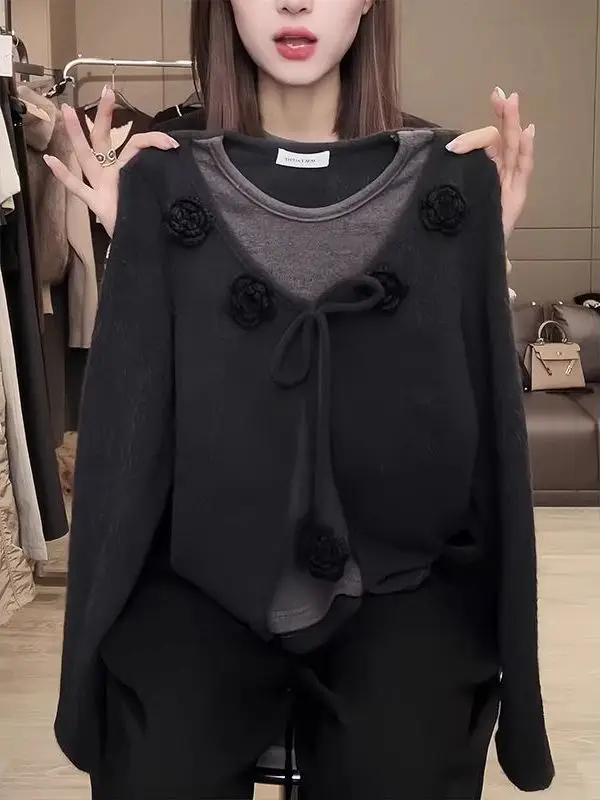 韓国スタイル長袖 Tシャツ女性の春秋のファッションインナーウェアベースシャツプラスサイズトップ花柄ルーズフィット 1