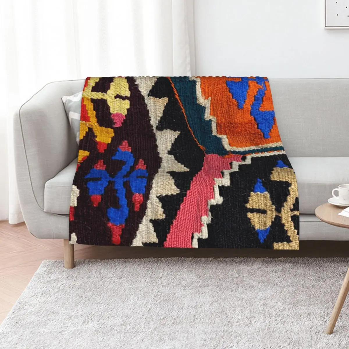 Decorative Kilim, Navaho Weave, Woven Textile Throw Blanket Cute Furry warm winter Bed Fashionable Multi-Purpose Summer Blankets