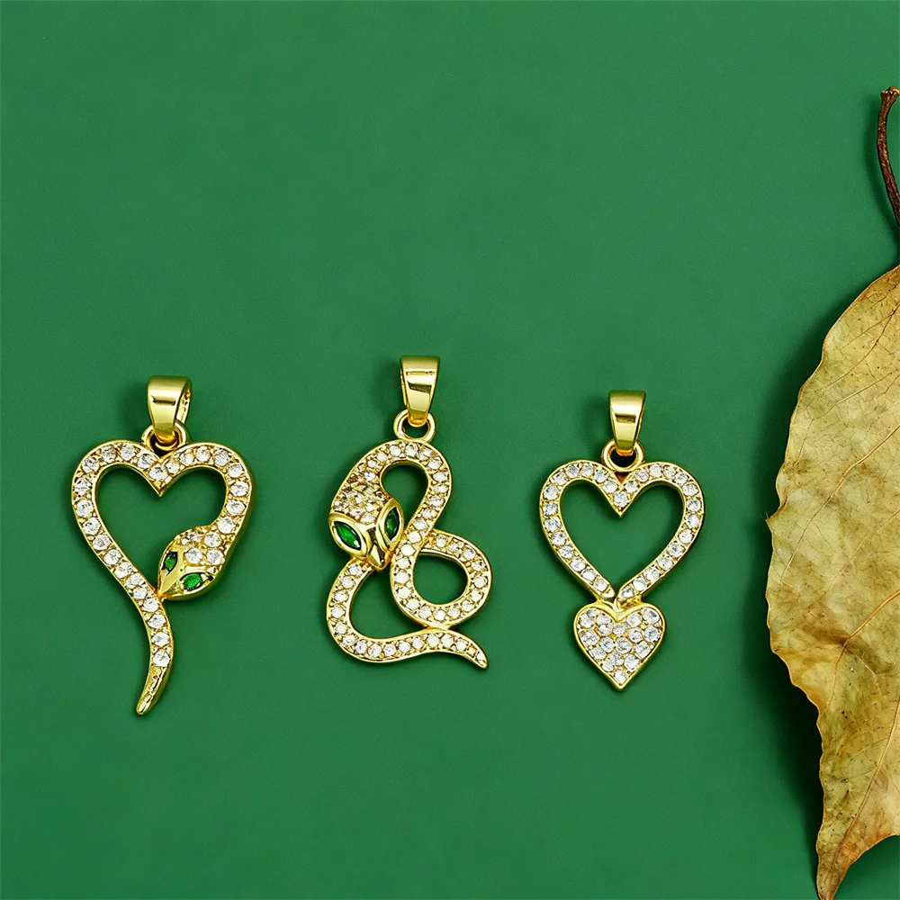 

2Pcs Pendants Brass Zircon Snake Heart Round Charms for DIY Jewelry Necklace Bracelet Accessories for Daily Wear Gift Decoration