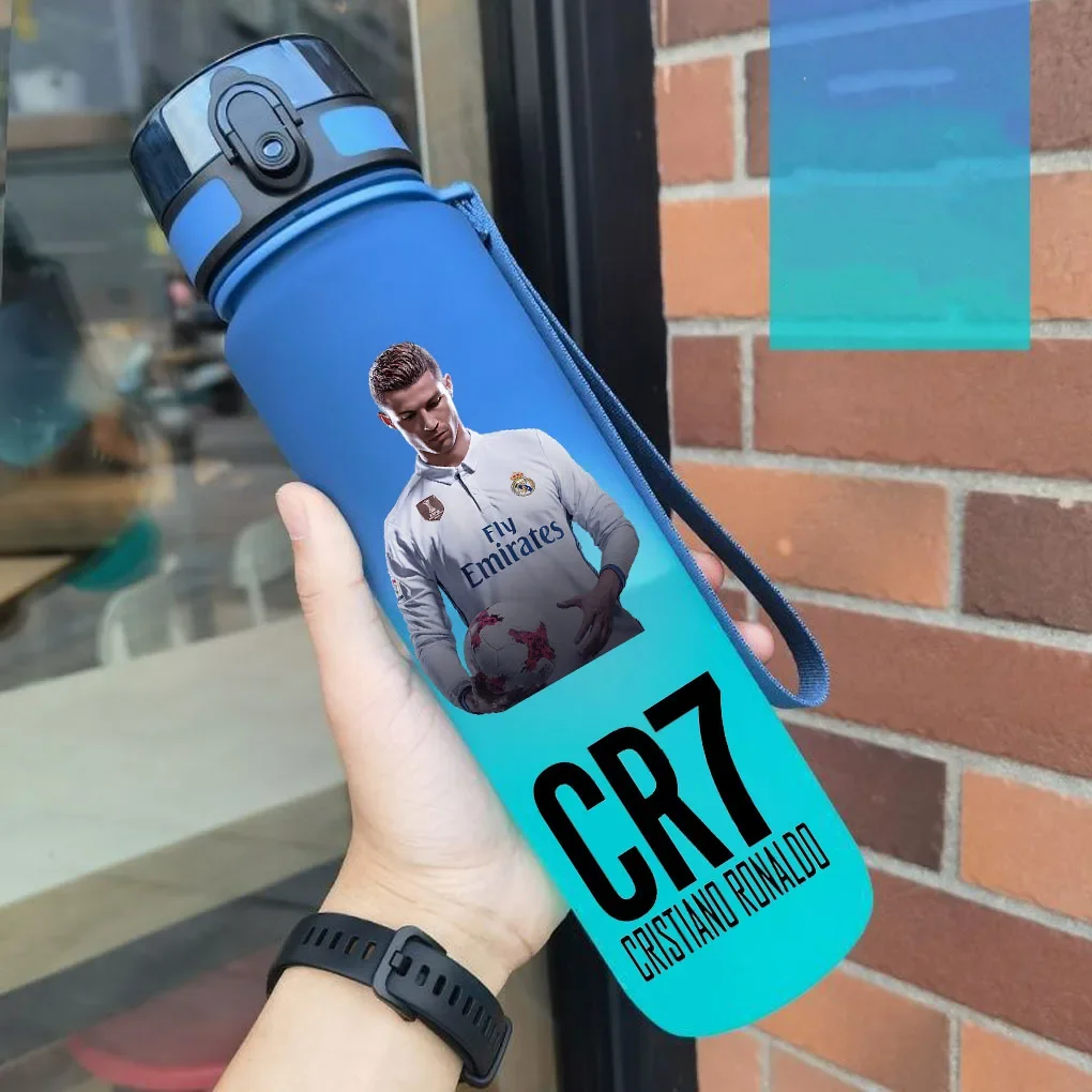 keeppley Cristiano Ronaldo Sport-Wasserflasche, auslaufsicher, bunter Kunststoffbecher, zum Trinken, für Outdoor-Reisen, tragbar, für Fitnessstudio, Fitness, Krüge, Geschenk 5