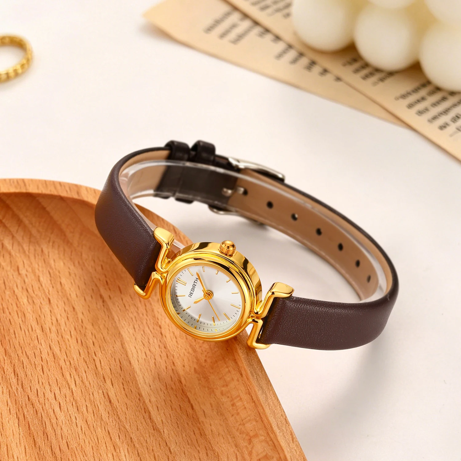 Fashionable, Casual, Exquisite, Compact, Gold-Colored, Versatile Quartz Watch