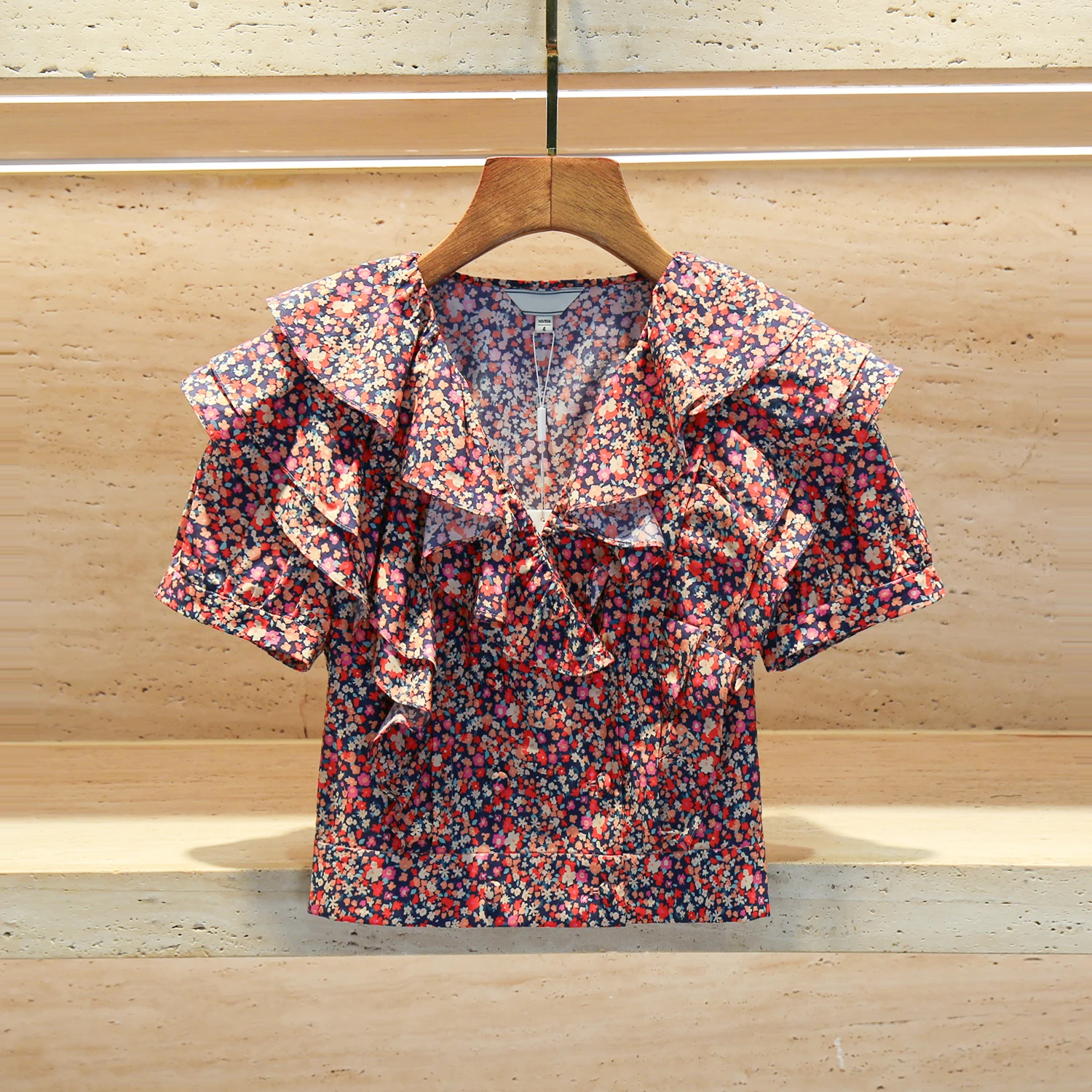 

South Oil High-End Women's irt ort Floral V-Ne Knot n Sle Sweet Wind Top Fem Faion Summer