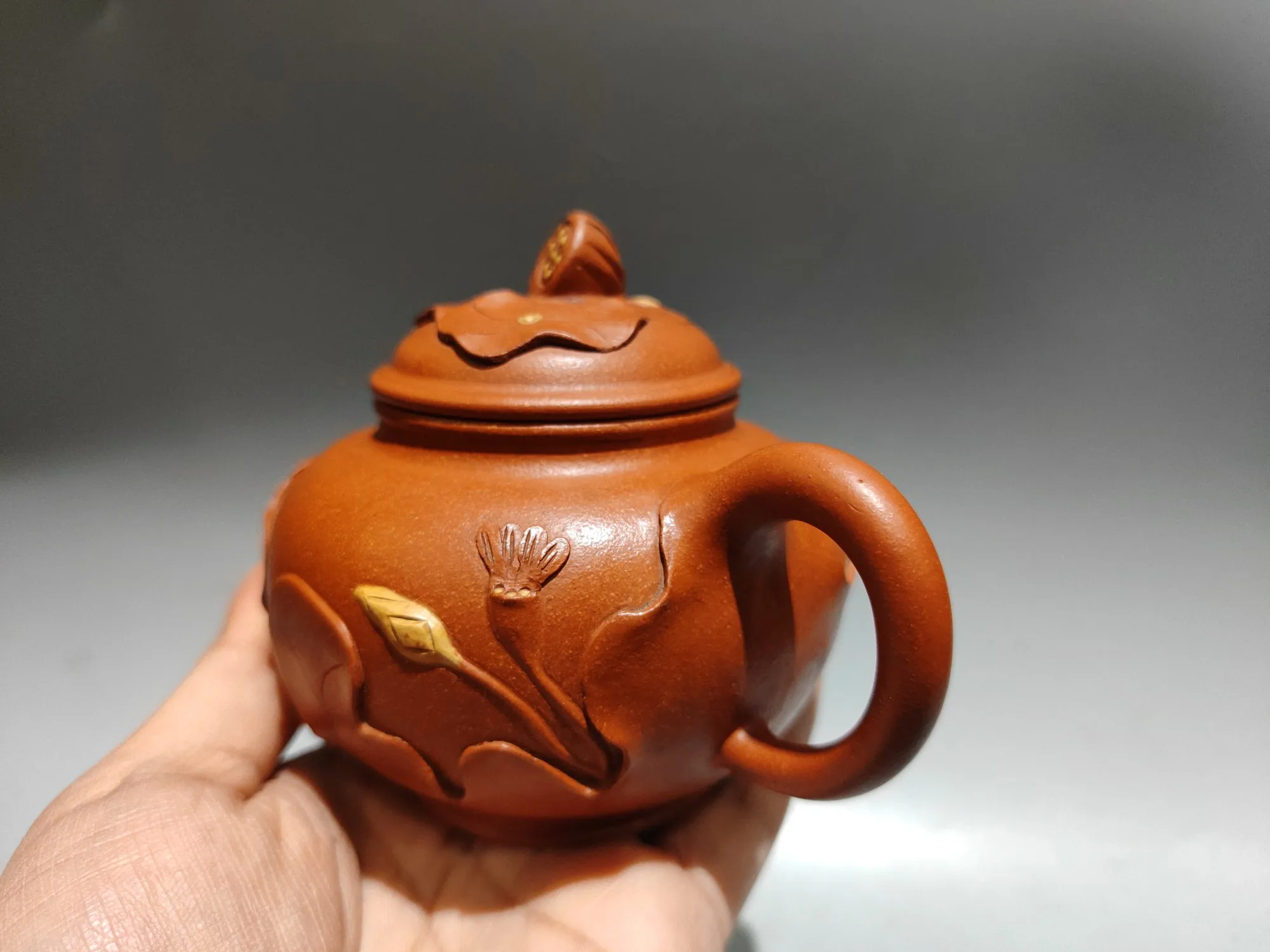 Yixing Purple Clay Teapot Moonlight over the Lotus Pond Lotus and lotus leaf pattern Lotus pot kettle teapot wine jug Amass weal