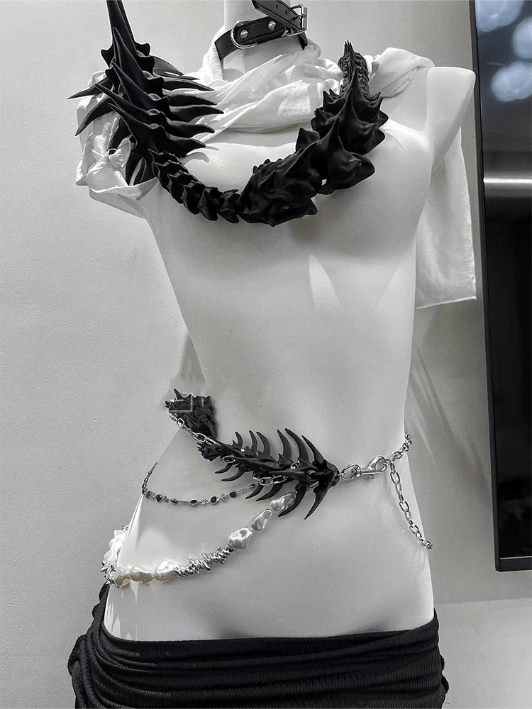 ZHUHE سلسلة الخصر اللؤلؤية للعمود الفقري على الطراز القوطي الجديد هي إكسسوار مجوهرات للرجال والنساء كهدية للحفلات