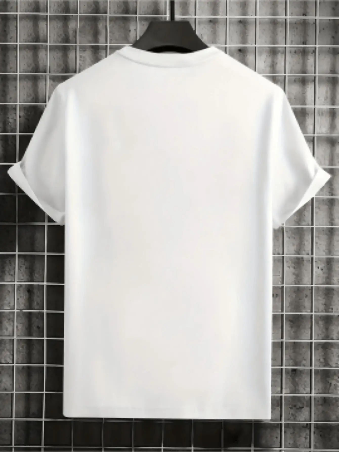 Men's Short-sleeve Fashion Casual Trendy Street Style Printed T-shirt, Featuring the Word CHICAGO, the Red Number 23, and a White Signature Pattern.It Is an Adult Men's Sportswear Item, Suitable for Daily Casual Wear, Outings, and Sports Occasions