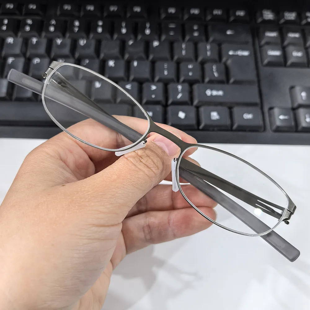 

Germany Screwless Oval Round Glasses Frame Men Women Ultralight Thin Steel Small Eyeglasses Fashion Designer Spectacles Eyewear