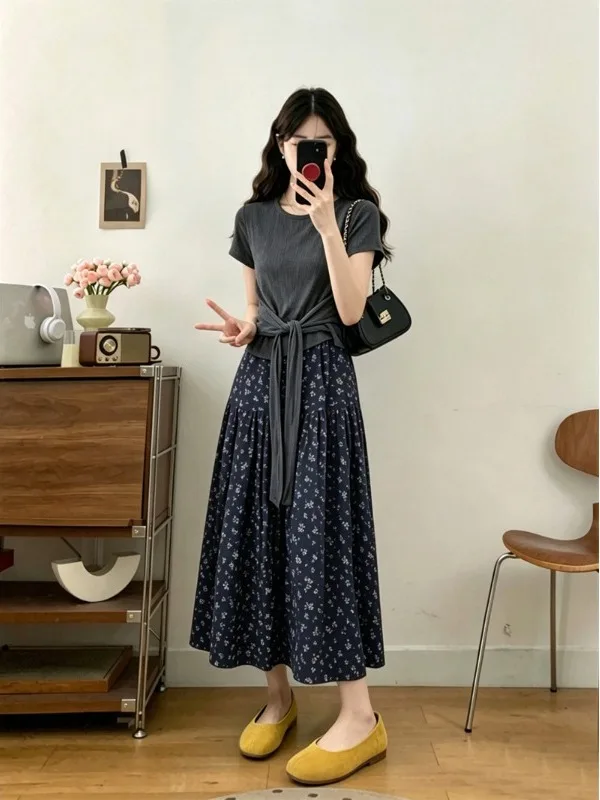 

plus Size Fashionable Floral Print Top And Skirt Set Summer New Design Belted Short Sleeve High Waist A-Line Midi Skirt