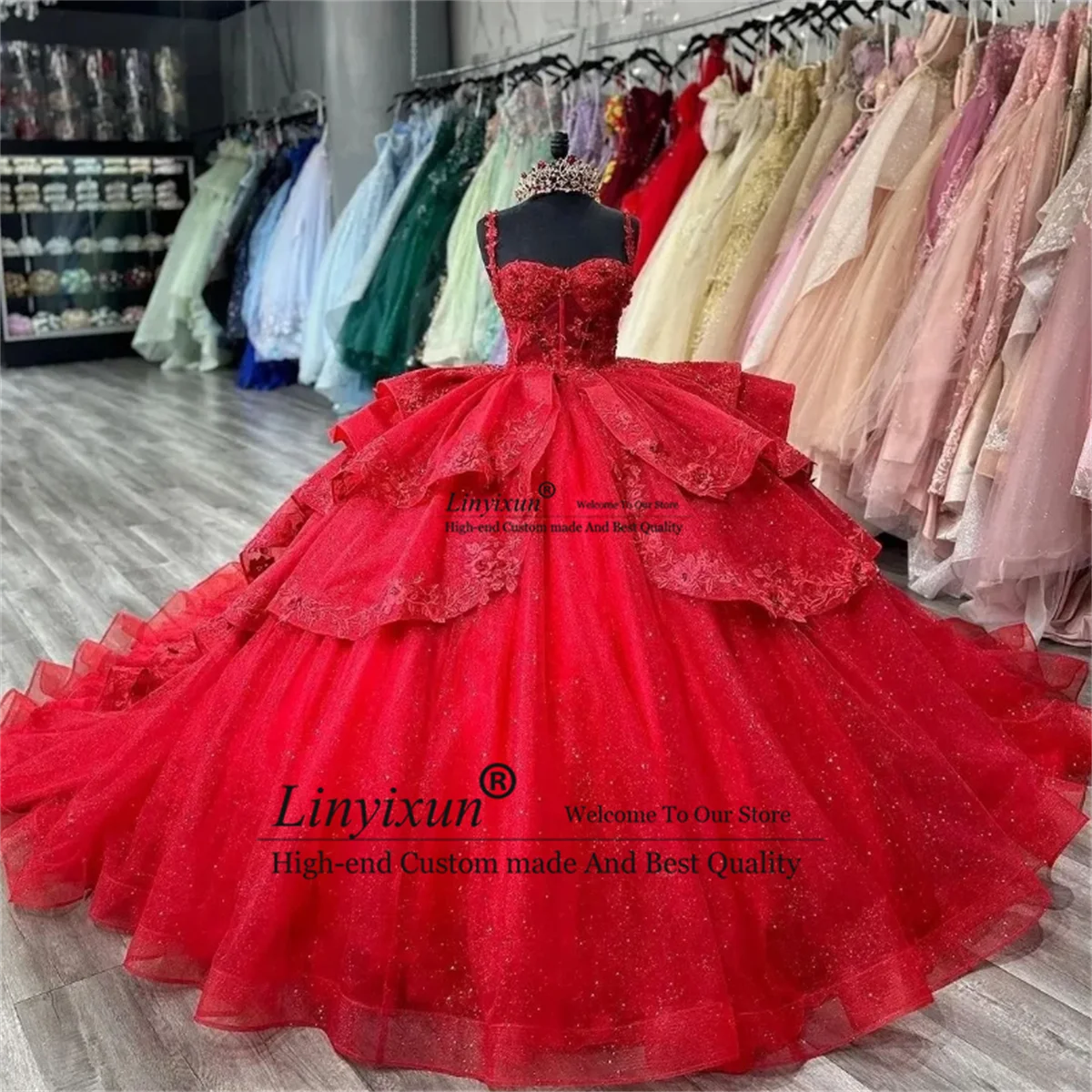 

Shiny Red Quinceanera Dresses Sleeveless Crystal Sequined Ball Gown Off The Shoulder Applique Lace Corset Vestidos 15 XV Anos