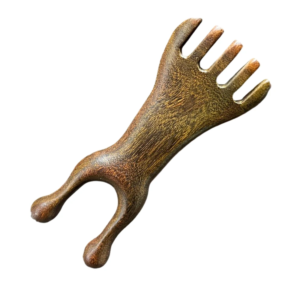 

Multipurpose Itchy Nose Beauty Device Face Sandalwood Massage Scratcher for Men