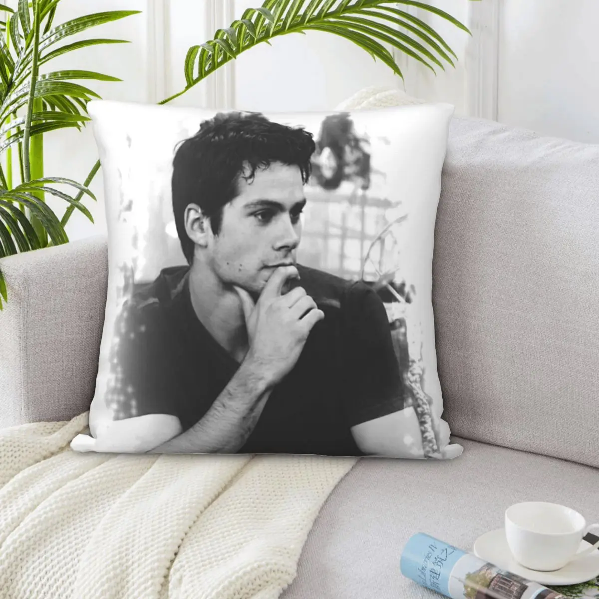 Dylan O'Brien 2 sarung bantal dekoratif sarung bantal sarung bantal dekoratif