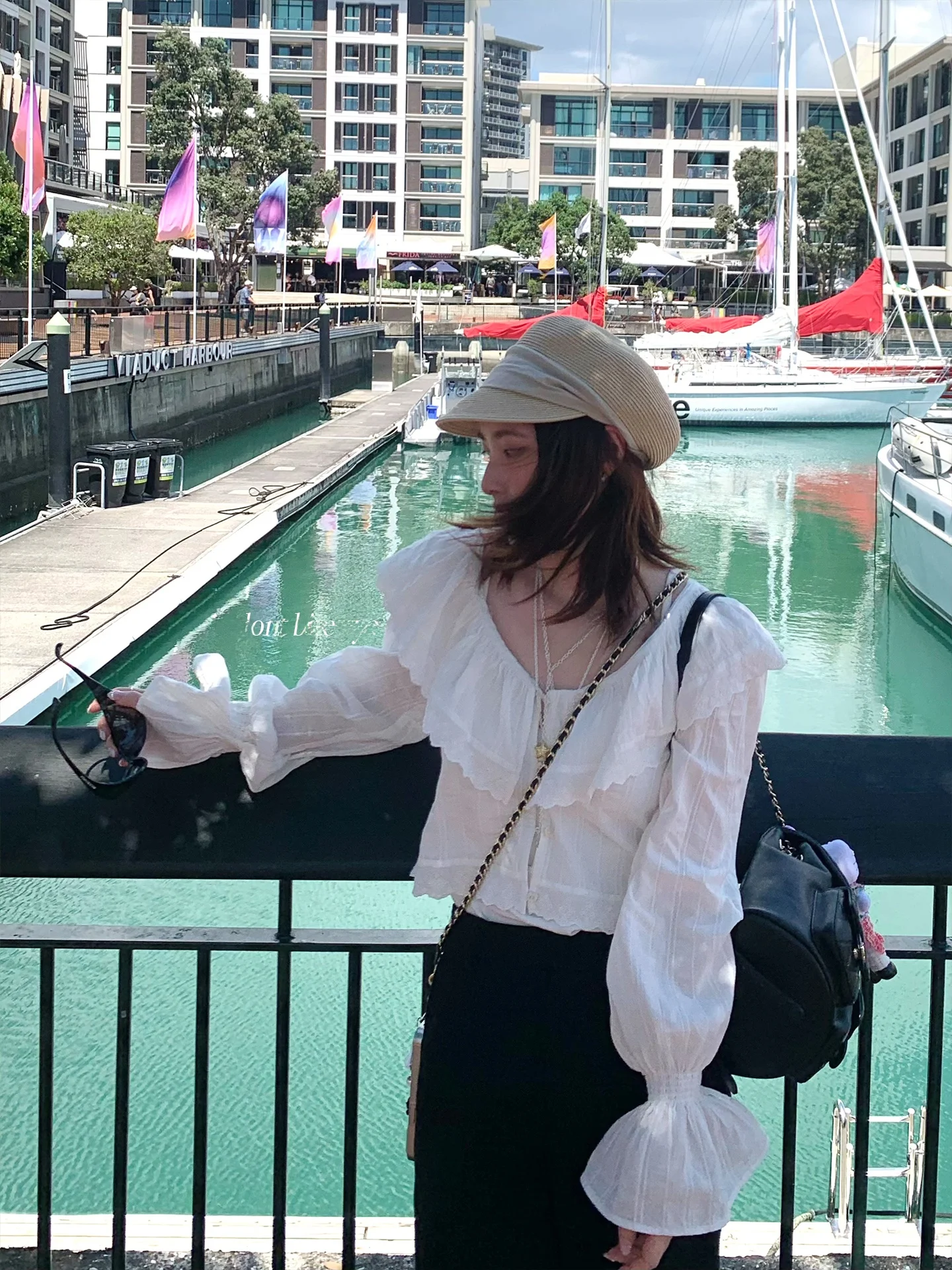 

Romantic White Shirt V-neck Cotton Long Sleeve Women's Loose Fit Breathable Moisture Wicking Gauze French Style Shirt