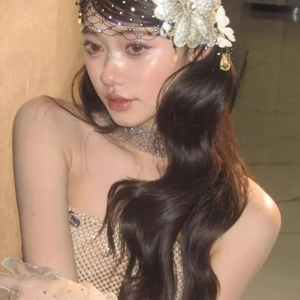 Veli da sposa squisiti in stile francese Strass neri Testa da sposa Rete di lusso Copricapo da sposa cavo Accessori da sposa