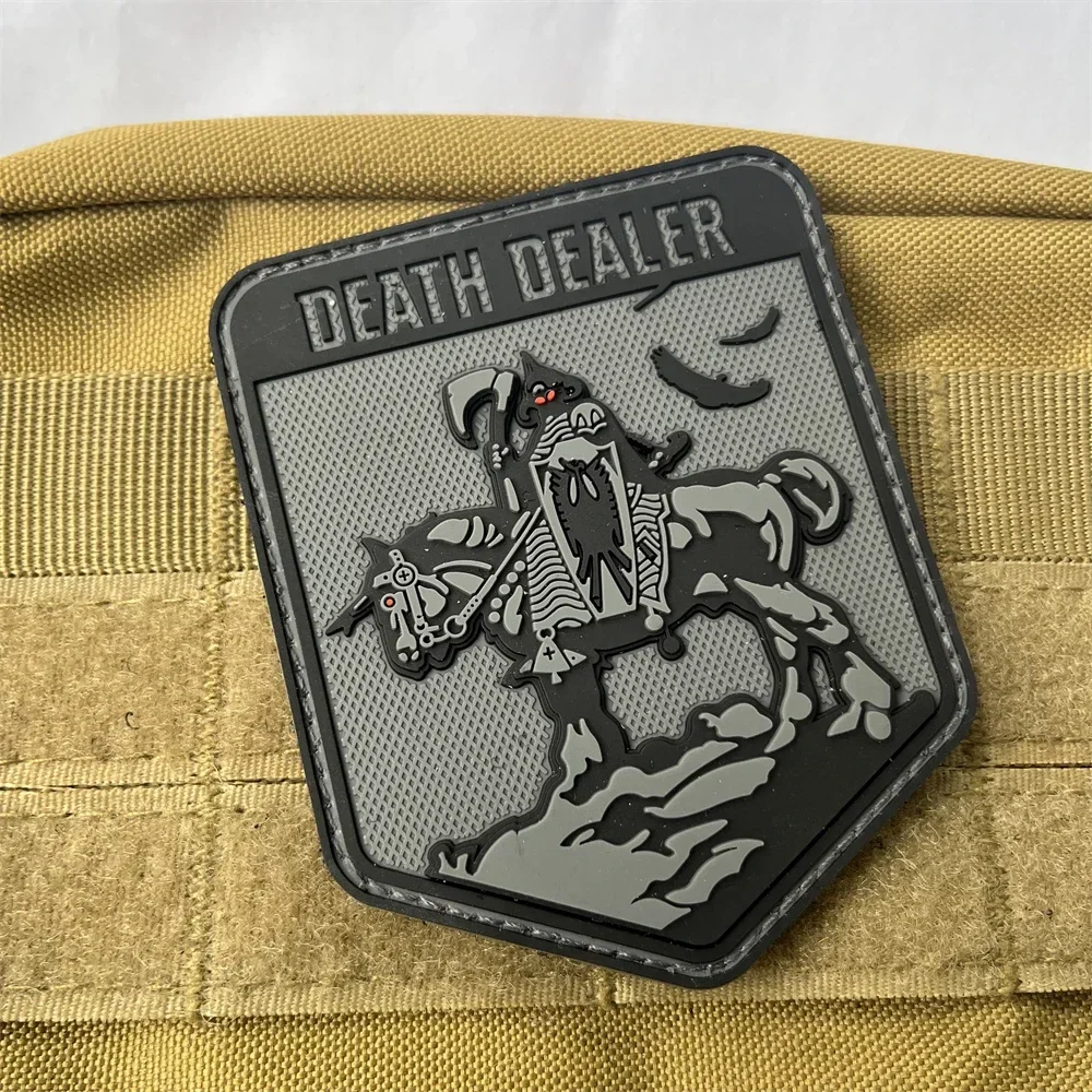 Parche táctico velcro gancho y bucle Death Dealer calavera