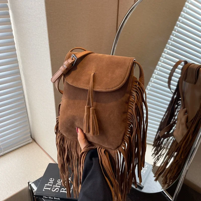 Damesmode matte tas met kwastjes, enkele schouder, kleine vierkante retro crossbodytas voor stijlvolle accessoires