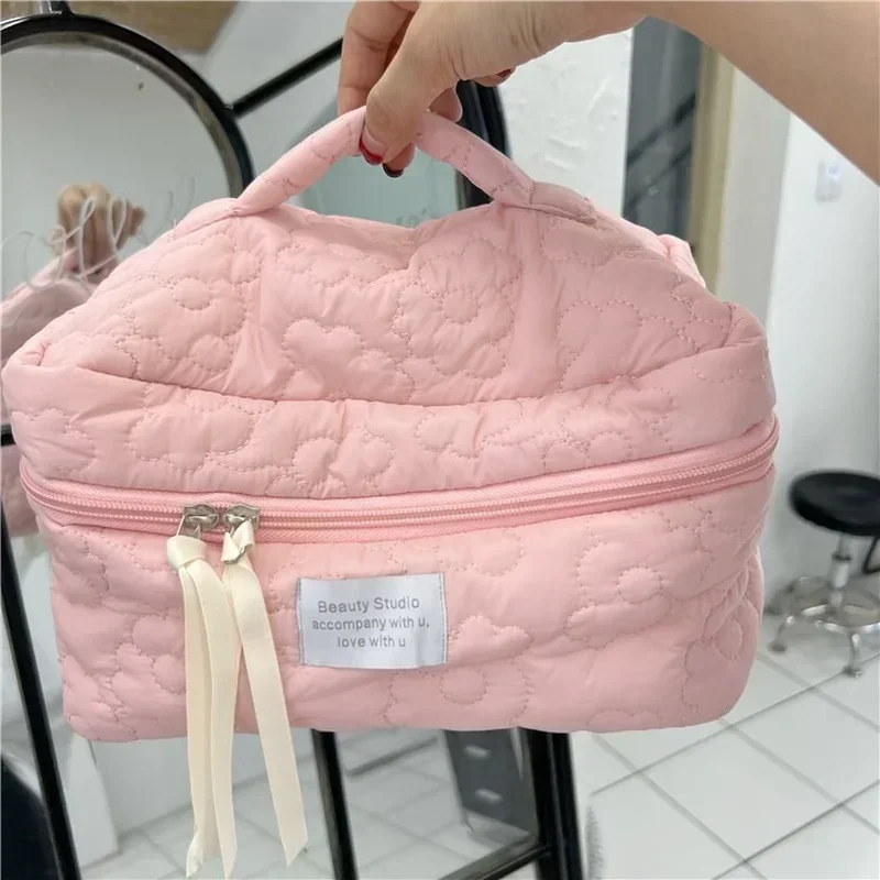 Flower Women\'s Cosmetic Bag Portable Ladies Makeup Purse Travel Storage Bags Large Capacity Quilted Cotton Tote Handbags