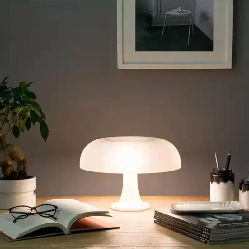 Modern LED Mushroom Desk Lights, Minimalista Table Lamp para Hotel, Quarto, Cabeceira, Sala de estar, Decoração Iluminação, Itália Designer