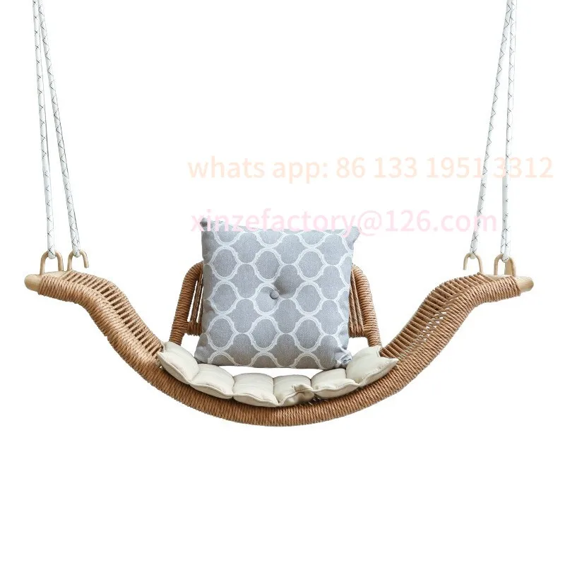 

Кресло-качалка во дворе виллы, открытый сад, балкон, кресло-качалка из ротанга, кровать для отдыха в отеле и завтрак, открытый Интернет-знаменитости