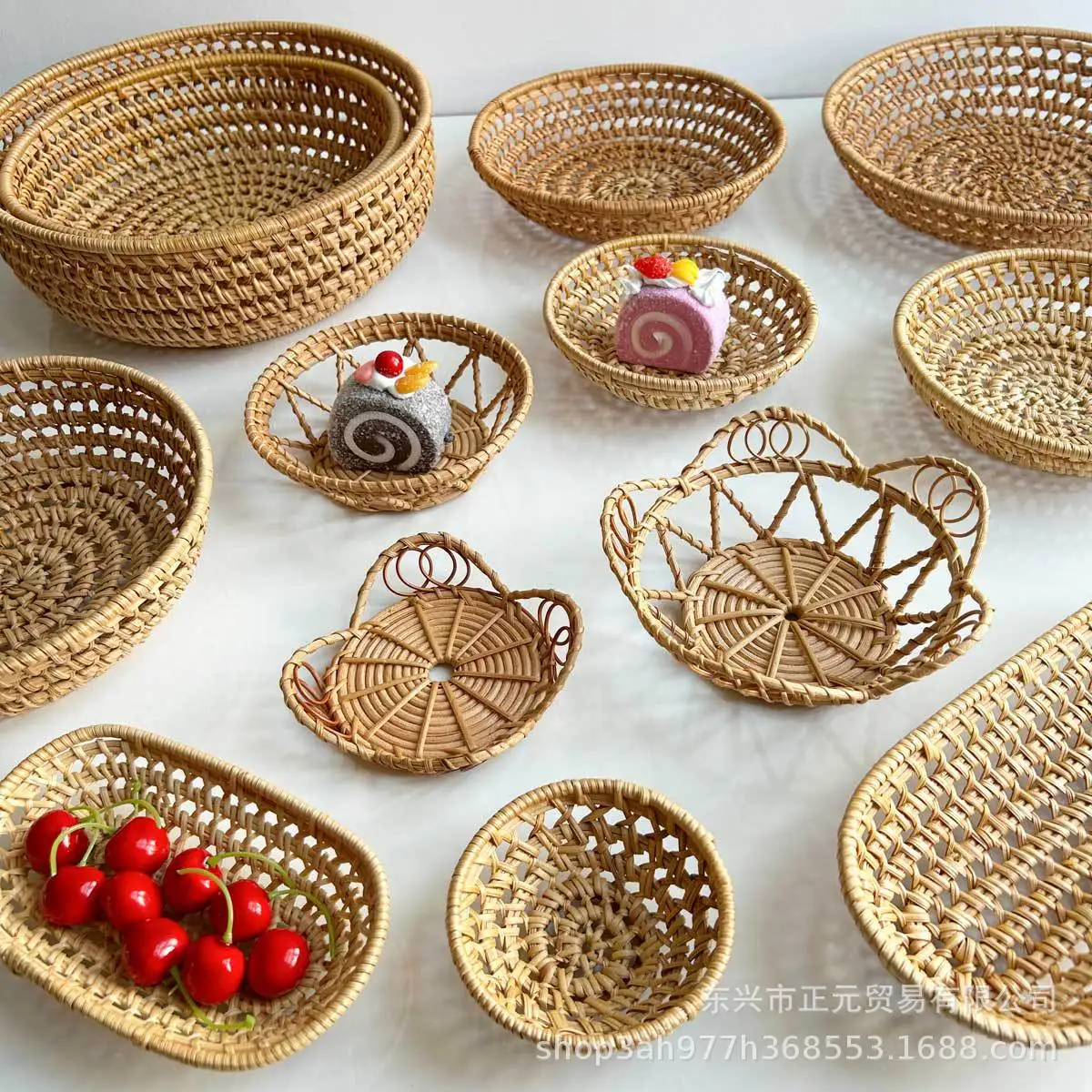 

Autumn vine woven storage basket tea leak small tray