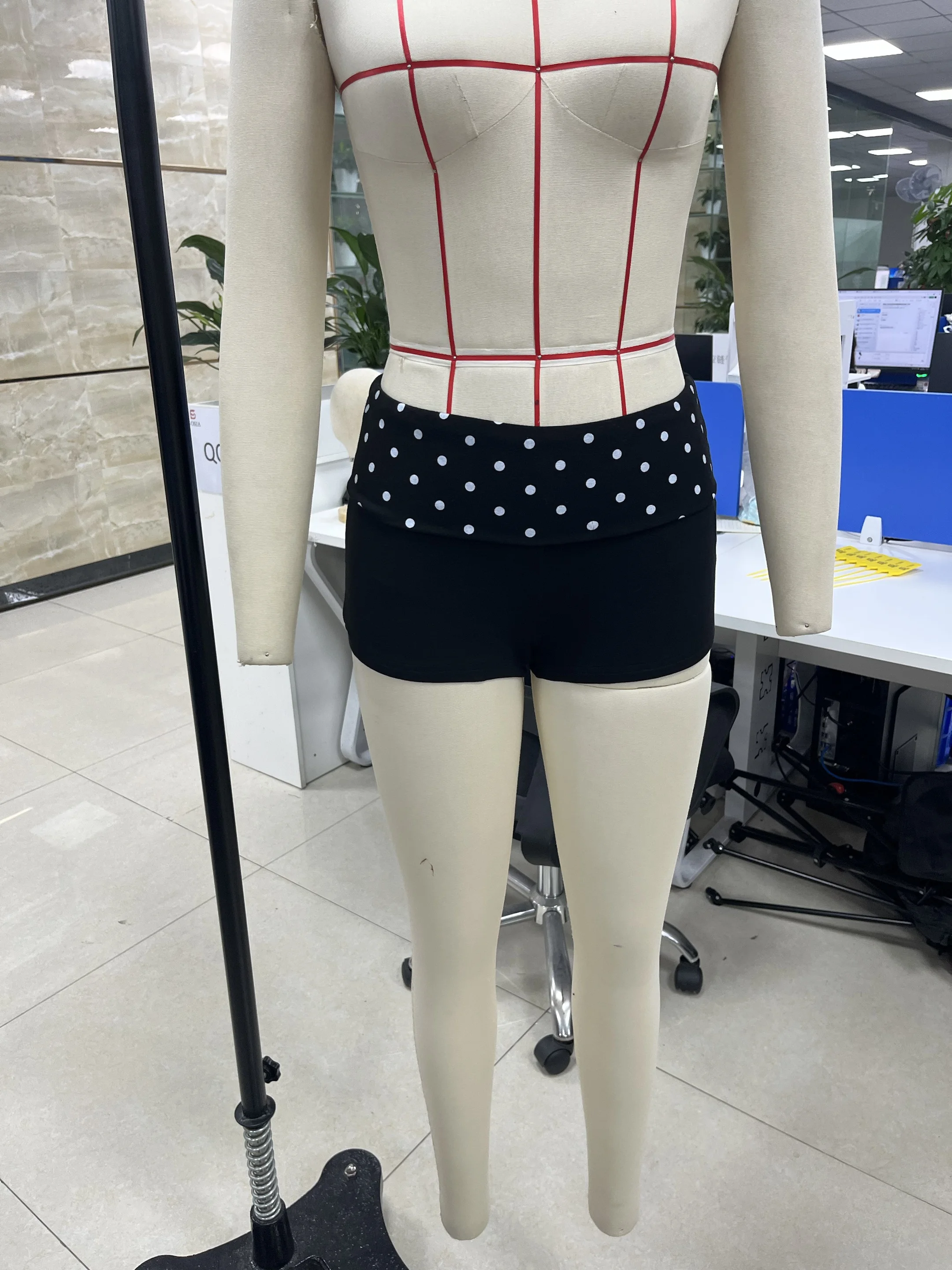 Damesmode Dot Print Strakke Shorts Zomer Lage elastische taille Mini Shorts Trendy streetwear voor feest buiten