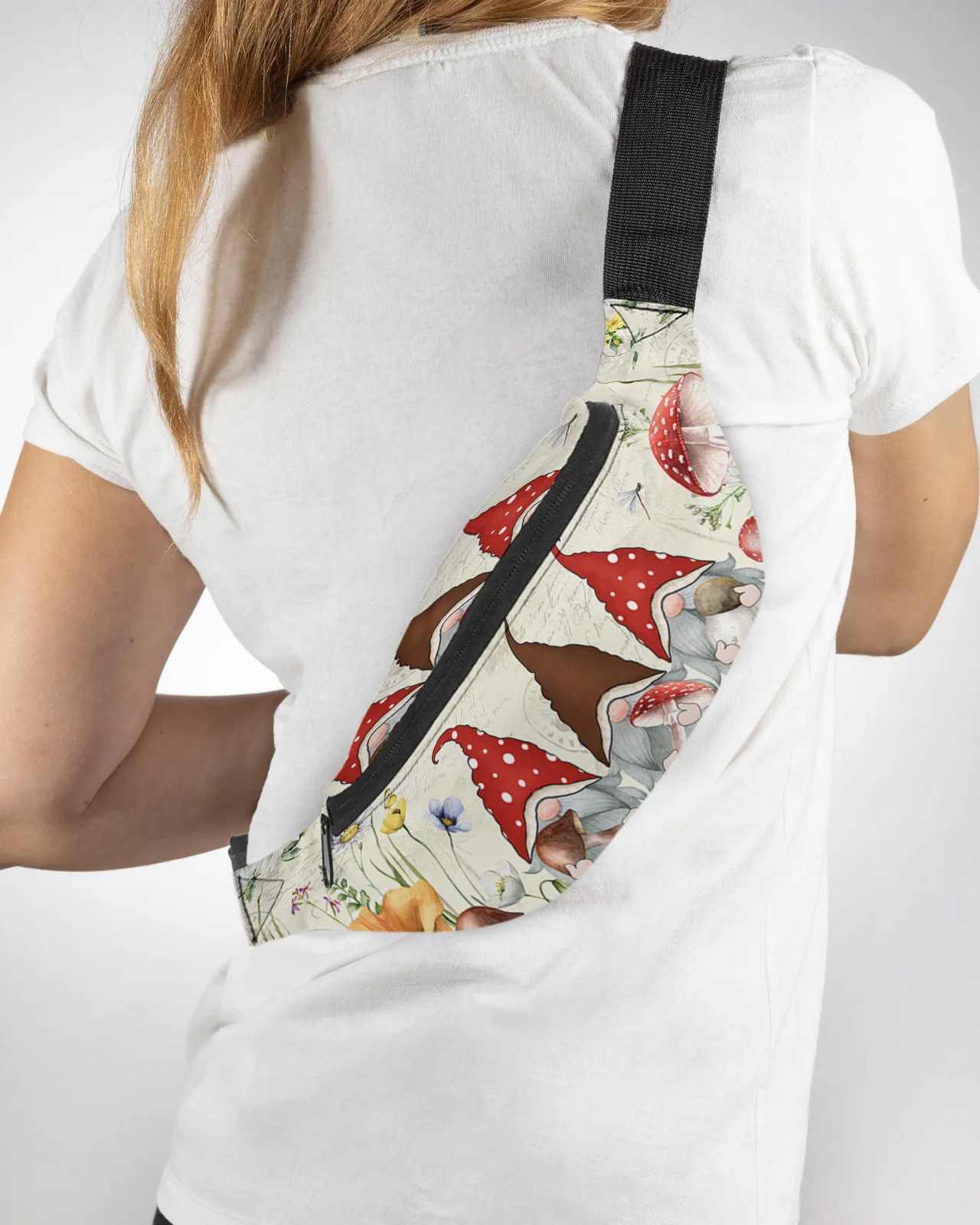 

Mushroom Gnomes Plants Flowers Men Women Waist Bag Fanny Pack Purse Large Phone Belt Bag Wallet Pouch Waterproof Banana Hip Bags