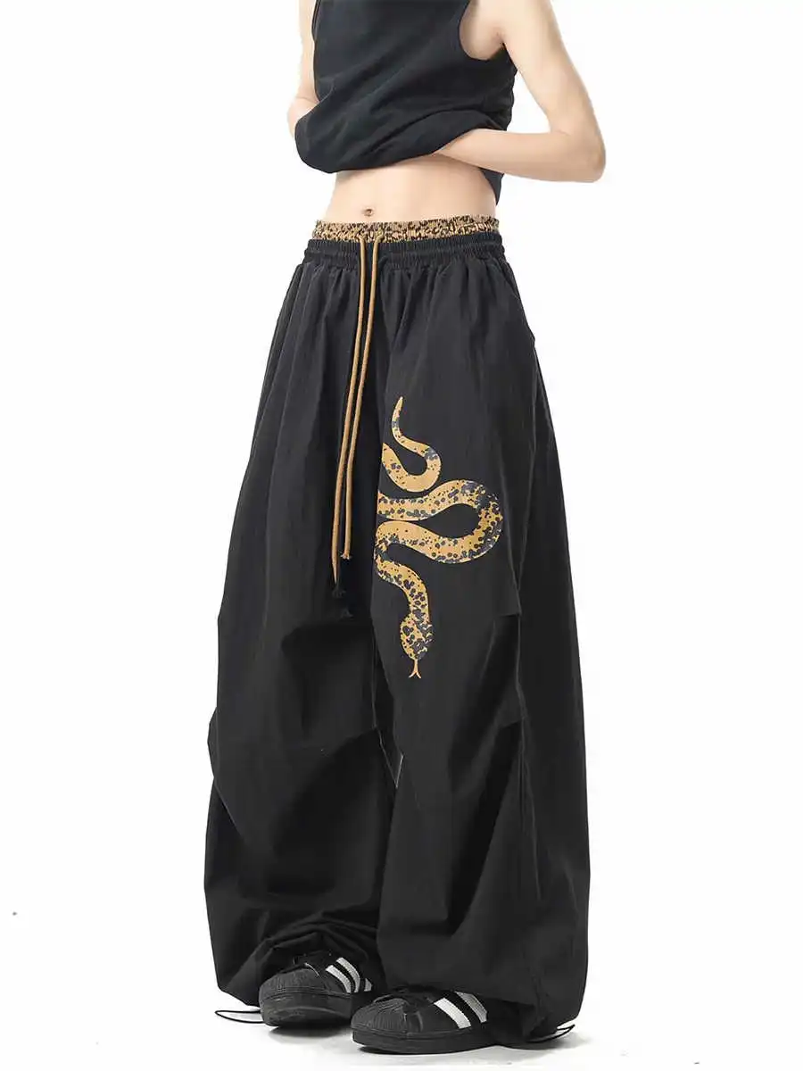 

Женские черные готические брюки-карго, мешковатые брюки Harajuku Y2k с эмо-парашютом, винтажные брюки большого размера, японская одежда в стиле 2000-х годов