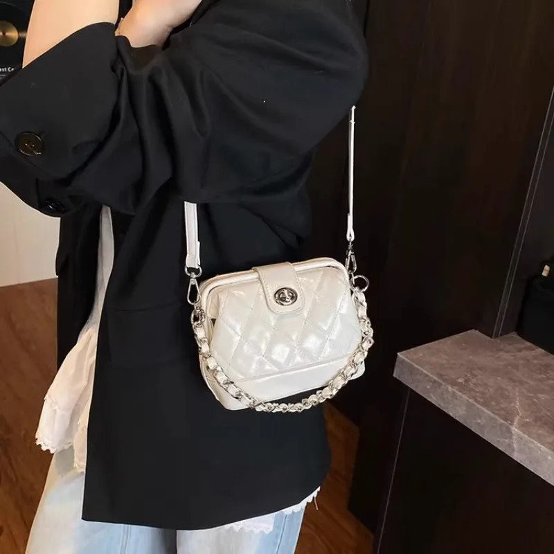 

SS25 Quilted Crossbody Bag - Diamond-Stitch Mini Satchel with Detachable Chain, Commuter-Proof Organizer for Work/Day Trips