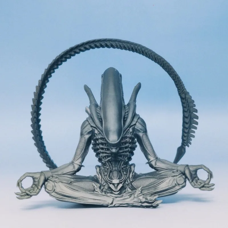 

Aliens Romulus 2024 Yoga Style Toy Thriller Movie Aliens Romulus Meditate Alien Action Figure Desk Decor Toys For Fans Gifts