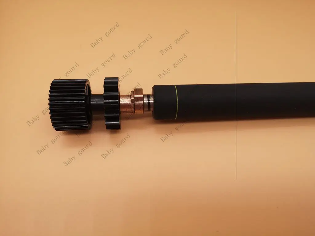 ลูกกลิ้งยาง CL408E CL4NX เพลายาง CL412E ลูกกลิ้งกระดาษแรงดันต้นฉบับใหม่สำหรับ Sato