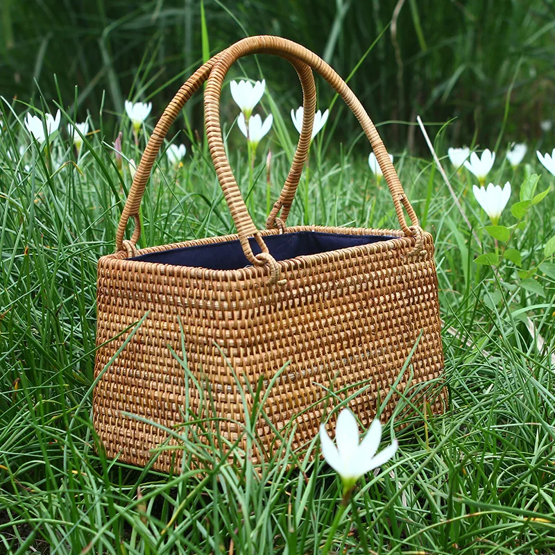 Vietnamese Handmade Round Straw Rattan Woven Beach Bag Handbag Tote