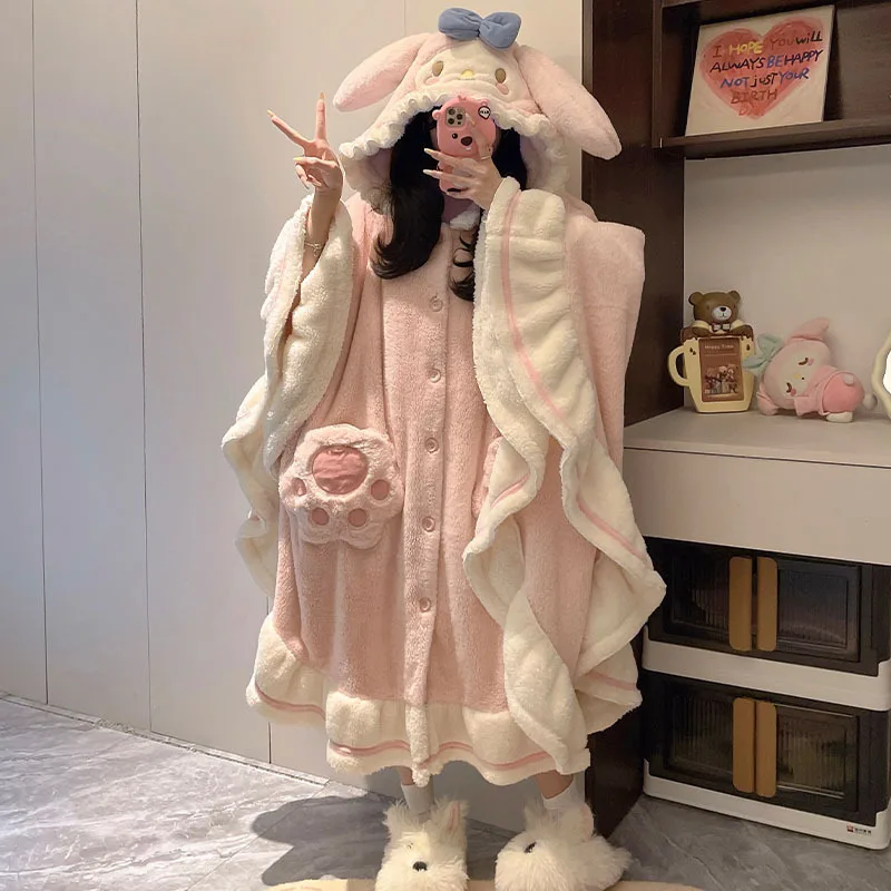 

Милый мультяшный халат My Melody с капюшоном из кораллового флиса для женщин, зимний флисовый утепленный пеньюар, пижамный комплект, абстрактный домашний костюм