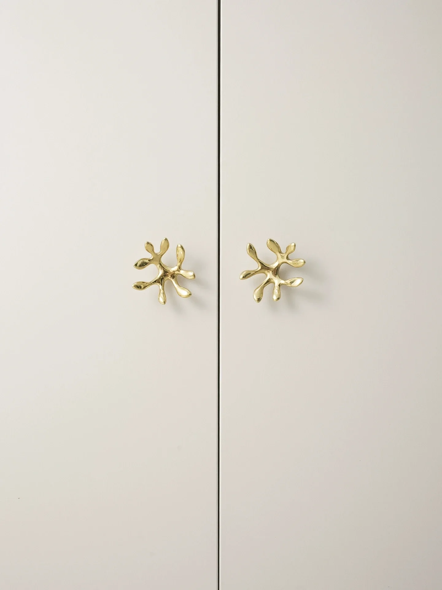 Gold Brass Handmade Small Solid Brass Handles for Bedroom Kitchen Drawer Wardrobe Door Pulls Furniture Decorative Knobs