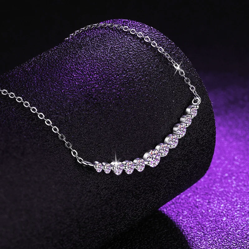 S925 Silver White Gold Plated 1.1CT D Color Moissanite Smiley Face Pendant Necklace for Women, Exquisite Jewelry. view 3