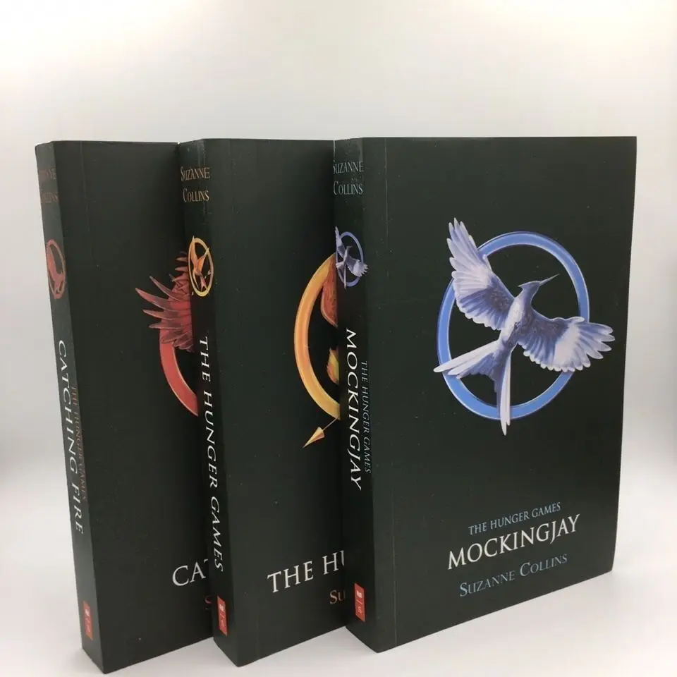 

3 Books/Set science fiction Novel Book The Hunger Games / Catching Fire / Mockingjay In English Original Film