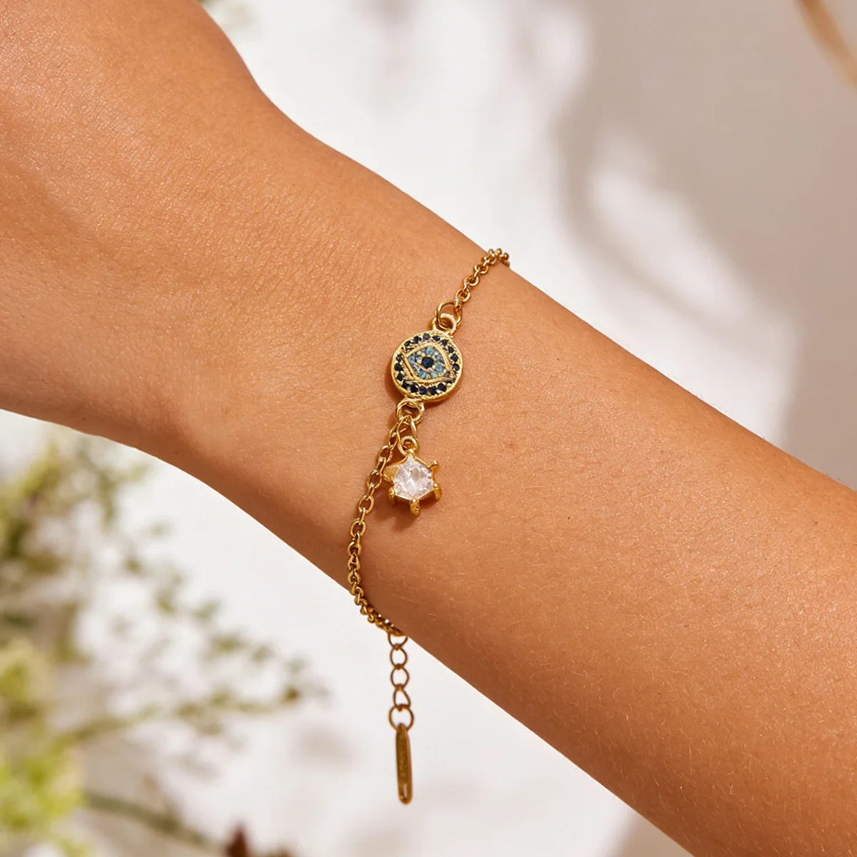 Minimalist Gold Color Evil Eye Bracelet With Star Pendant For Women Waterproof Stainless Steel Chain Hand Jewelry Summer Gifts
