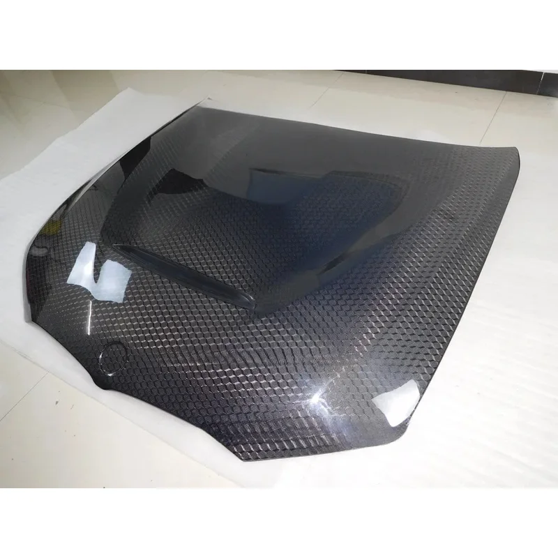 

Для BMW G20 3 серии 7-го поколения: Премиальный капот из карбона в стиле GTS