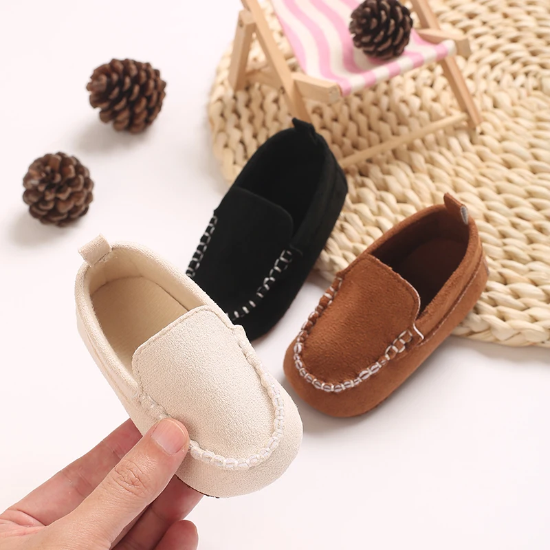 

Fashionable Spring and Autumn 0-18M Newborn Bean Shoes with Soft Bottom that Don't Fall Off, Casual Baby Shoes for Learning